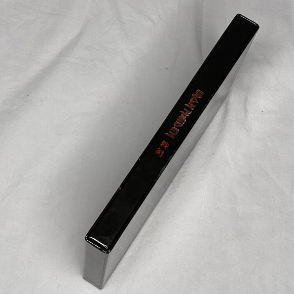 IRON MAIDEN SENJUTSU CD DELUXE 2CD SET WITH HARDCOVER BOOK LIMITED EDITION 2021 - Picture 5 of 7